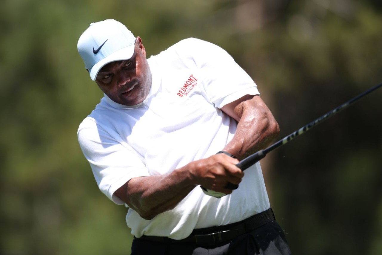 Golf bettors back Barkley; Curry says 'No, hell no'