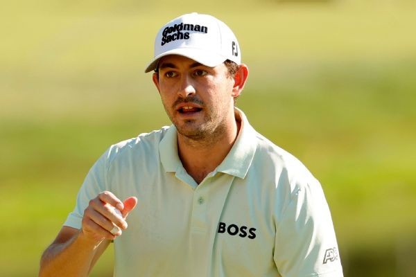 Cantlay closes on Schauffele, 1 back at Travelers