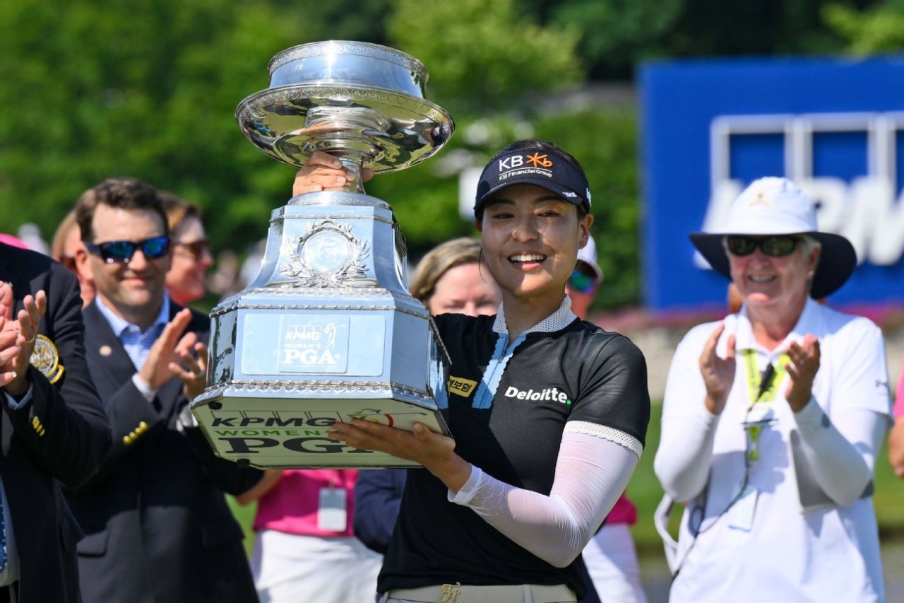 Chun rallies past Thompson, wins Women's PGA