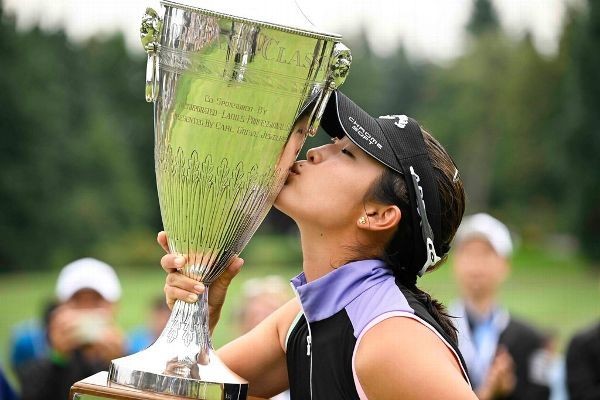 Lee rises again, wins Portland for 1st LPGA title
