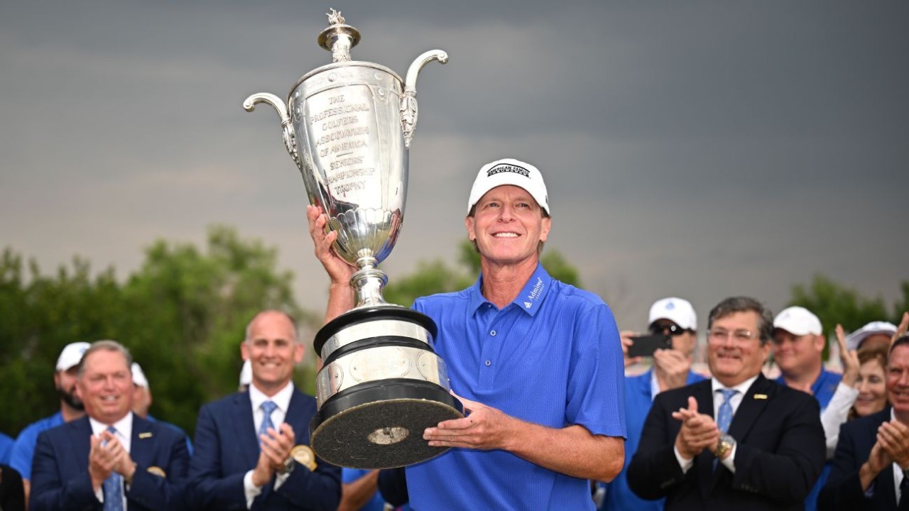 Stricker edges Harrington in Senior PGA playoff