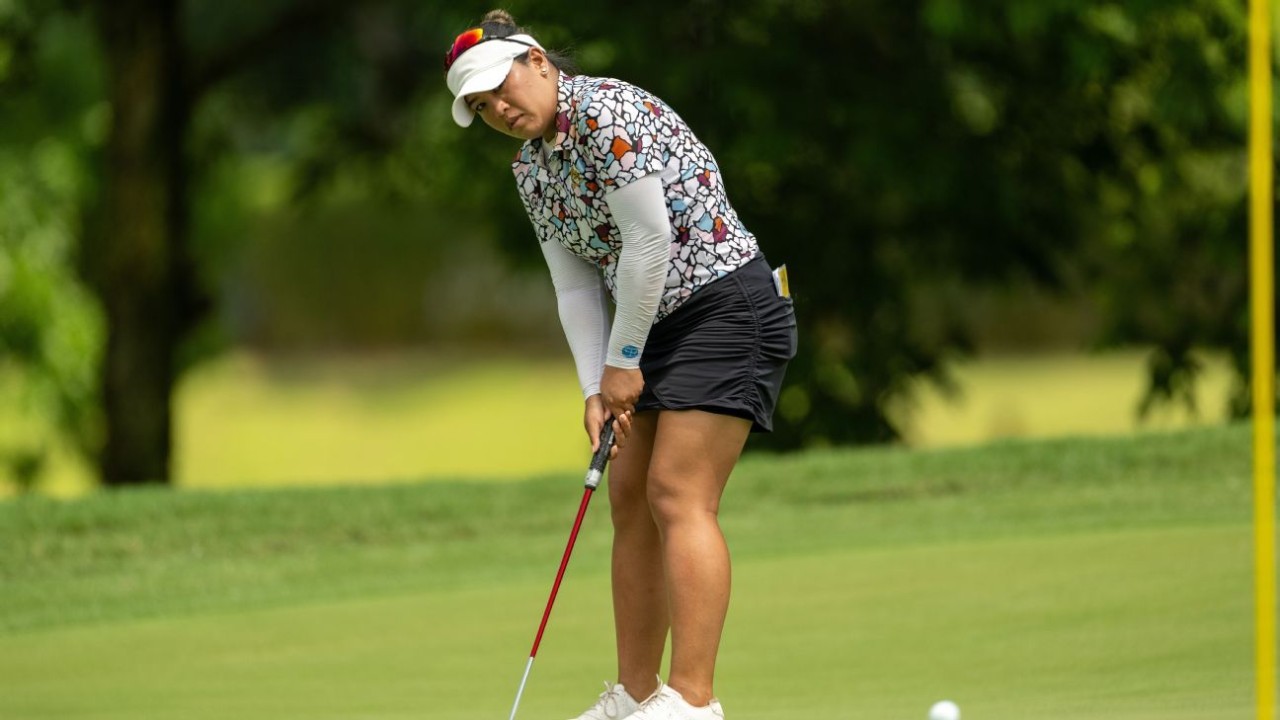 Suwannapura takes first-round lead in Malaysia