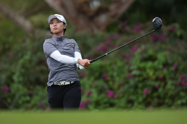 Schmeizel, An top leaderboard at LPGA in China
