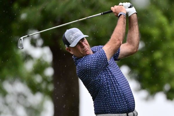 Cink, 50, holds 5-way share of lead at Valspar